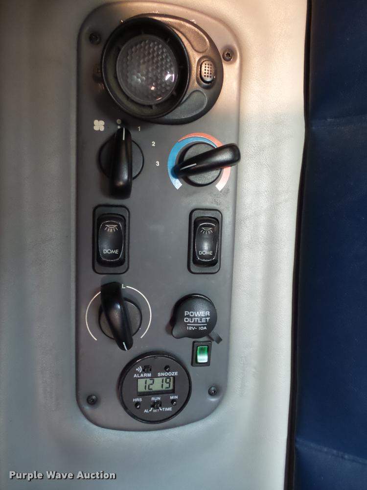 image for item K1074 2001 Freightliner Century Class semi truck