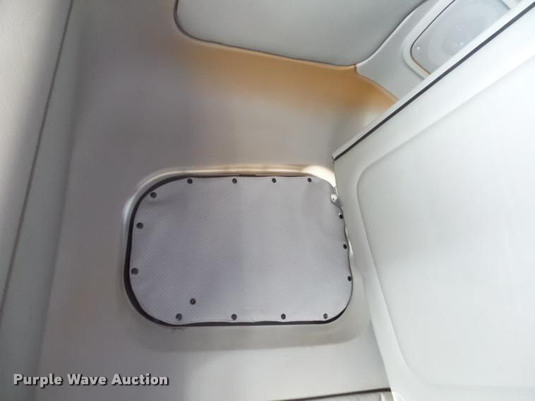 image for item K1074 2001 Freightliner Century Class semi truck