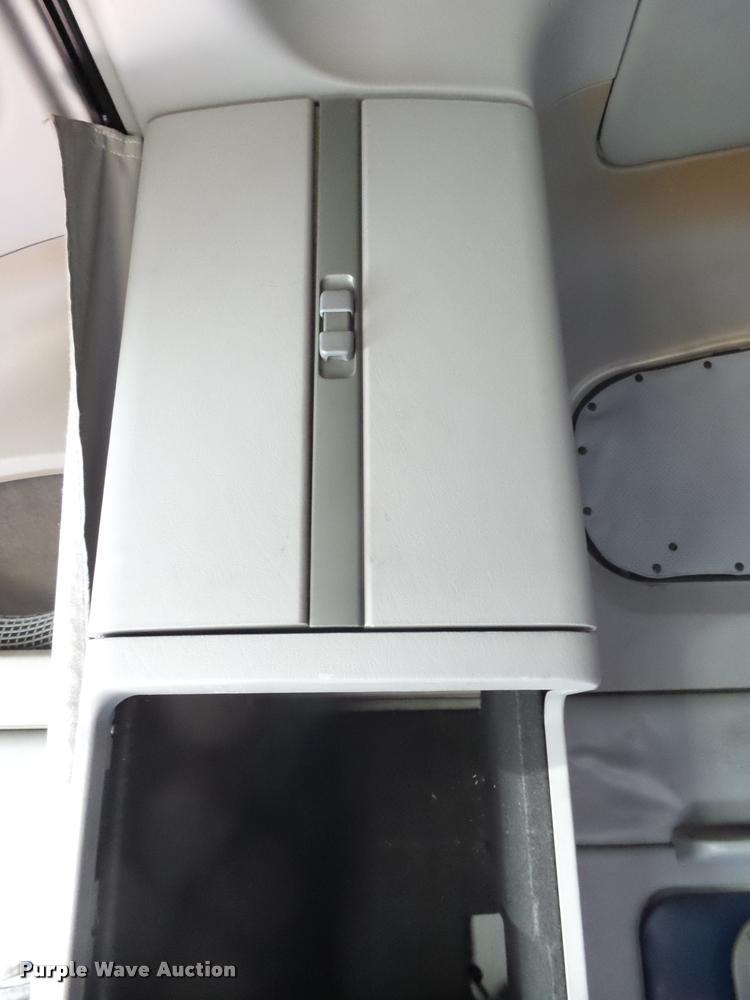 image for item K1074 2001 Freightliner Century Class semi truck