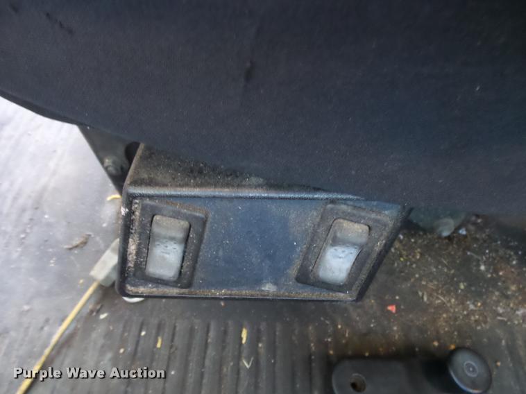 image for item K1074 2001 Freightliner Century Class semi truck