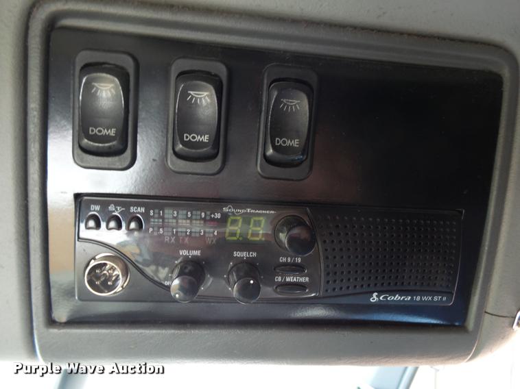 image for item K1074 2001 Freightliner Century Class semi truck