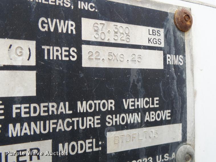 image for item K5624 2005 Bridgeville BTDFLT05 dry van trailer