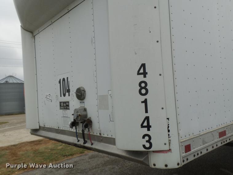 image for item K5624 2005 Bridgeville BTDFLT05 dry van trailer
