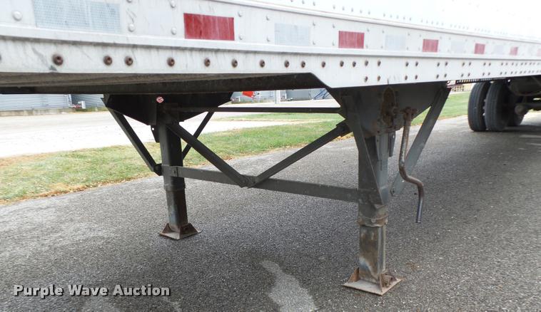 image for item K5624 2005 Bridgeville BTDFLT05 dry van trailer