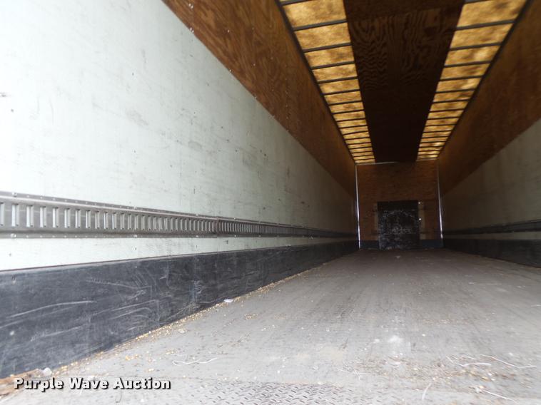 image for item K5624 2005 Bridgeville BTDFLT05 dry van trailer
