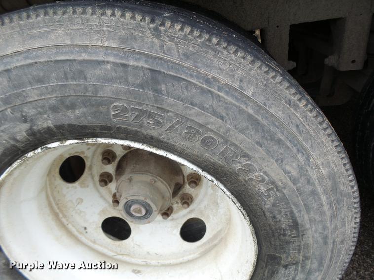 image for item K5626 2003 Lufkin TFV-CLST dry van trailer