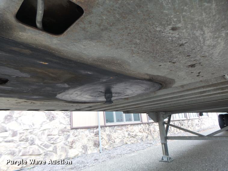 image for item K5627 2003 Lufkin TFV-CLST dry van trailer