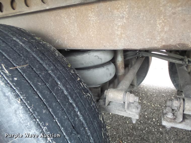 image for item K5627 2003 Lufkin TFV-CLST dry van trailer