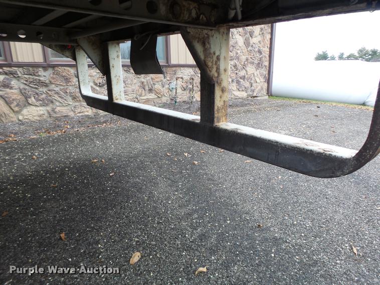 image for item K5627 2003 Lufkin TFV-CLST dry van trailer