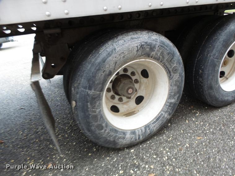 image for item K5627 2003 Lufkin TFV-CLST dry van trailer