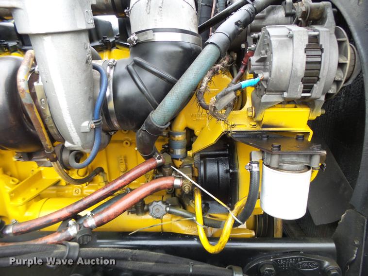 image for item K5630 1999 Peterbilt 379 semi truck