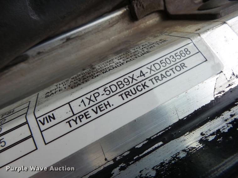 image for item K5630 1999 Peterbilt 379 semi truck