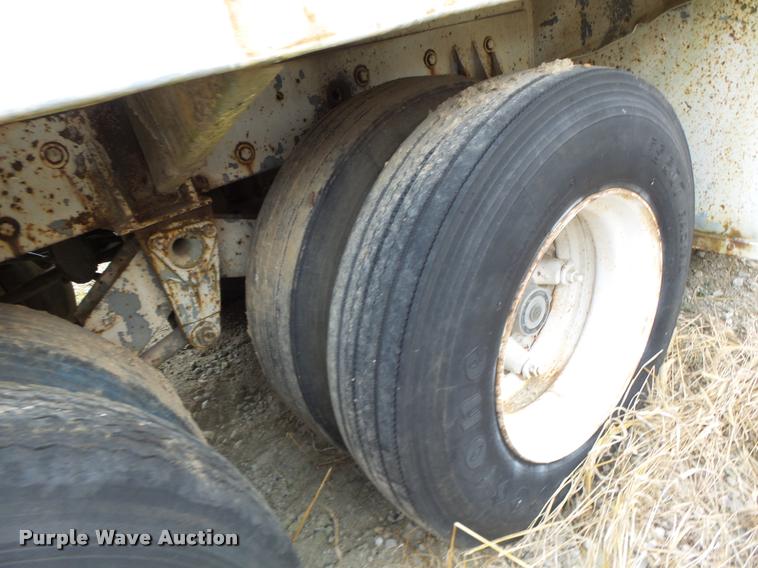 image for item K5656 1960 Heil tank trailer