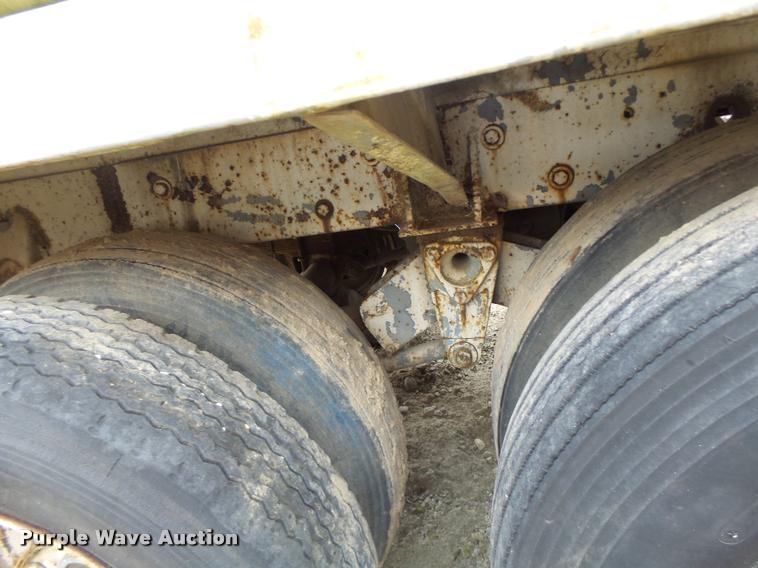 image for item K5656 1960 Heil tank trailer