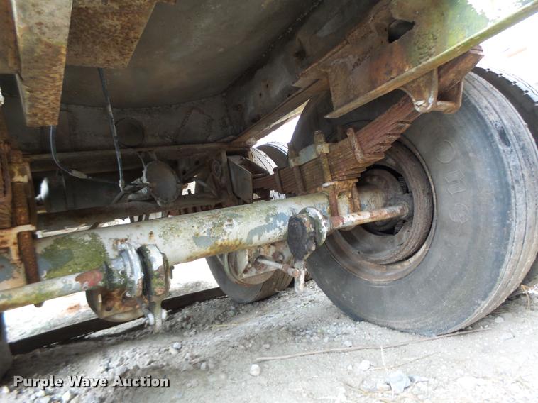 image for item K5656 1960 Heil tank trailer