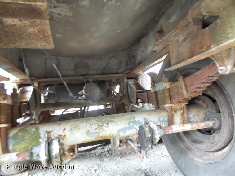 image for item K5656 1960 Heil tank trailer