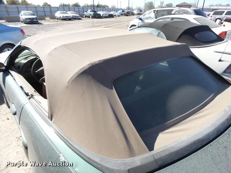 image for item DA2059 2000 Ford Mustang convertible