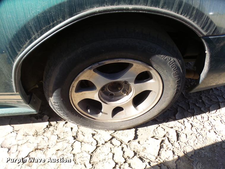 image for item DA2059 2000 Ford Mustang convertible