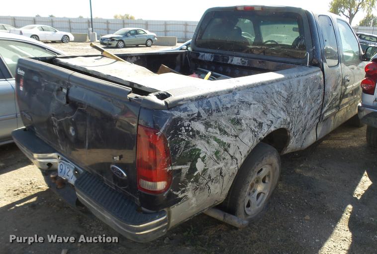 image for item DA2060 1999 Ford F150 SuperCab pickup truck