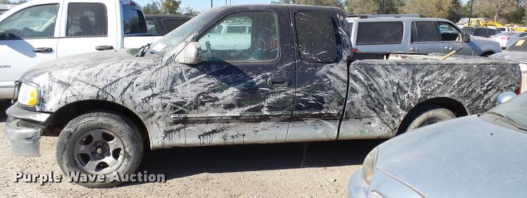 image for item DA2060 1999 Ford F150 SuperCab pickup truck