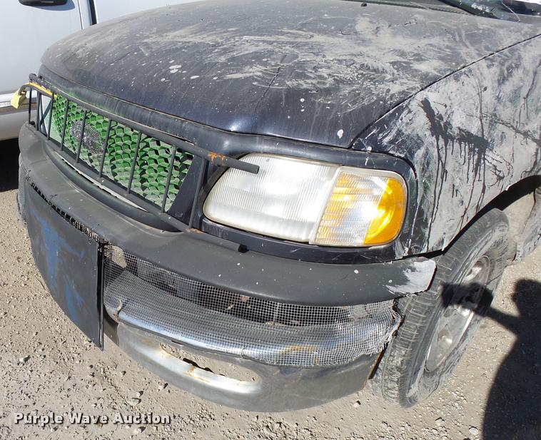 image for item DA2060 1999 Ford F150 SuperCab pickup truck