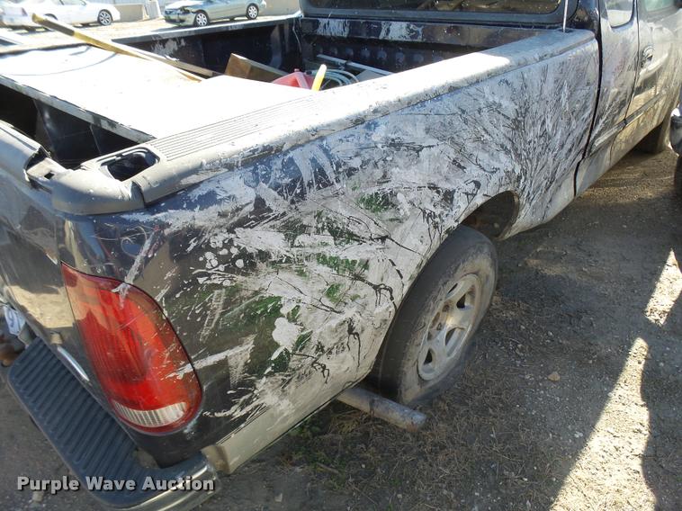 image for item DA2060 1999 Ford F150 SuperCab pickup truck