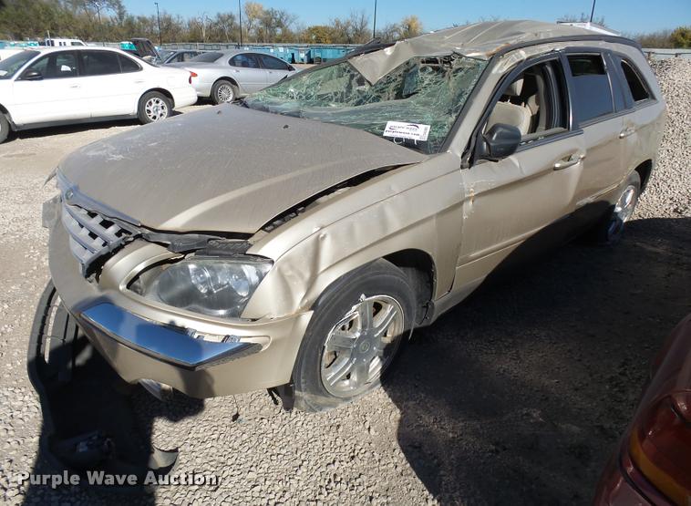 image for item DA2065 2005 Chrysler Pacifica SUV