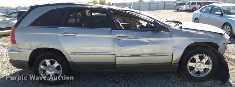 image for item DA2065 2005 Chrysler Pacifica SUV