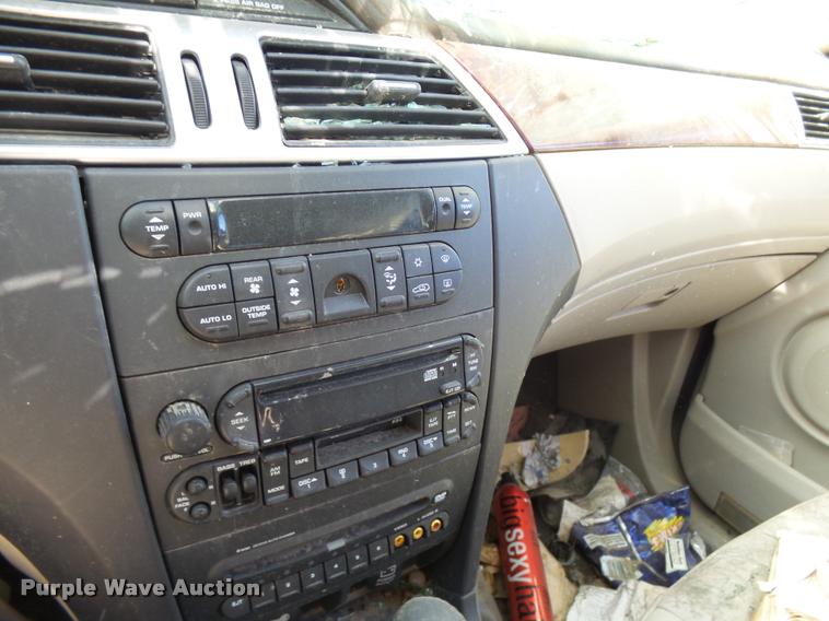 image for item DA2065 2005 Chrysler Pacifica SUV