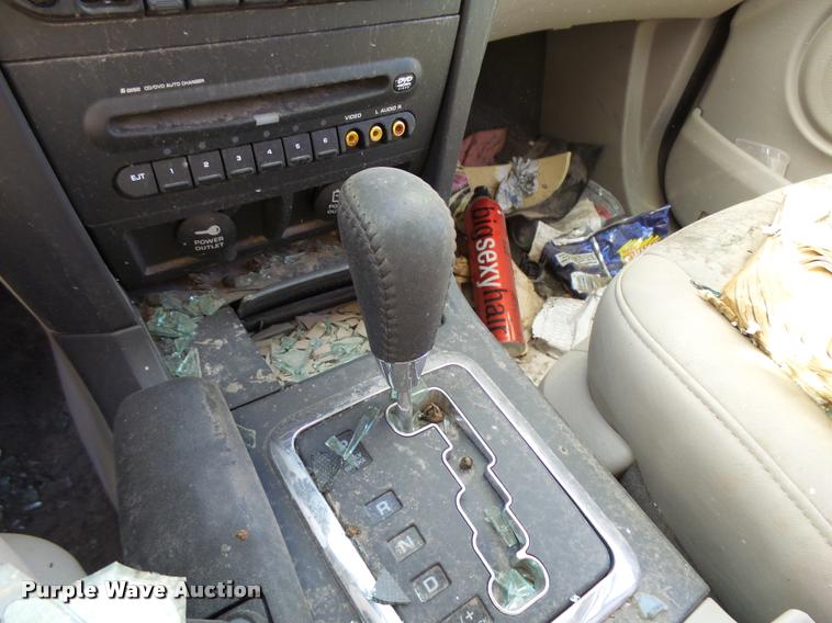 image for item DA2065 2005 Chrysler Pacifica SUV