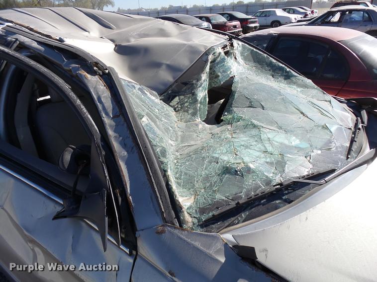 image for item DA2065 2005 Chrysler Pacifica SUV