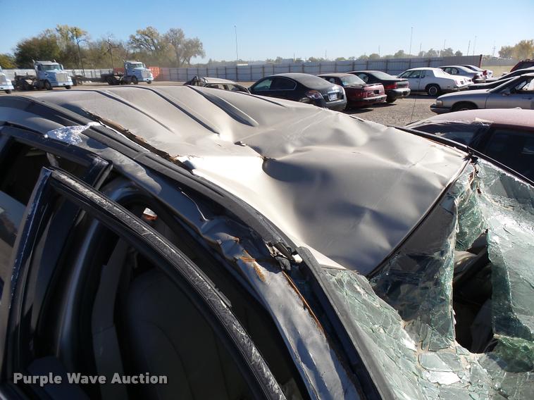 image for item DA2065 2005 Chrysler Pacifica SUV