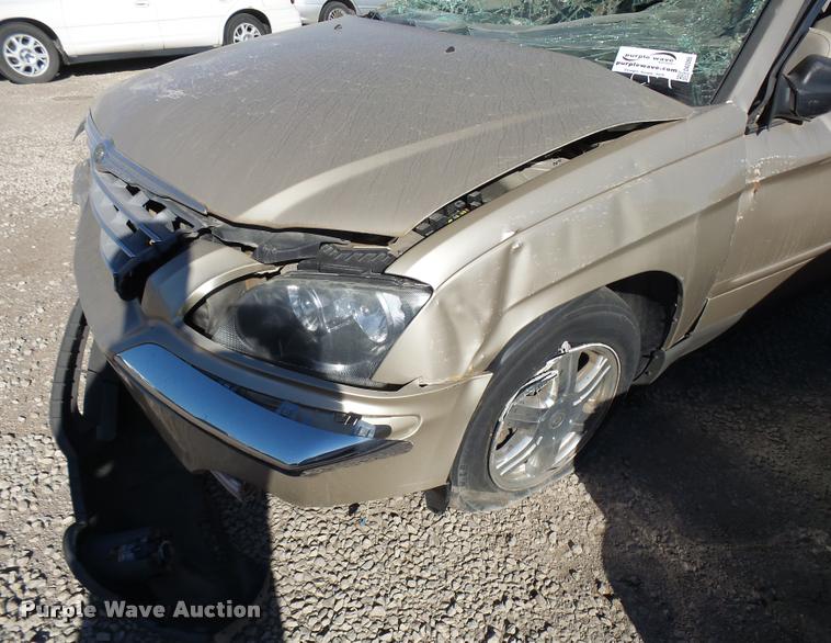 image for item DA2065 2005 Chrysler Pacifica SUV
