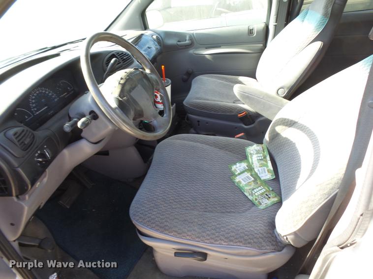 image for item DA2066 1999 Dodge Caravan van