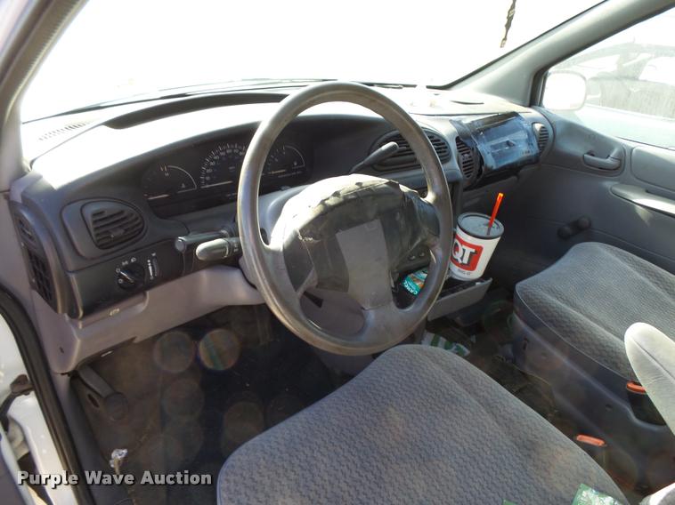 image for item DA2066 1999 Dodge Caravan van