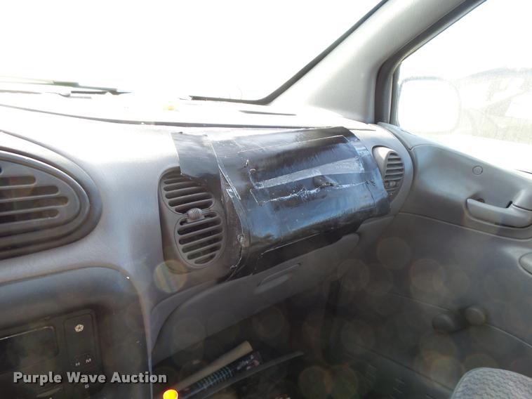 image for item DA2066 1999 Dodge Caravan van