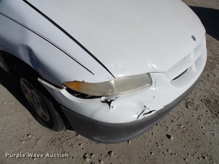 image for item DA2066 1999 Dodge Caravan van