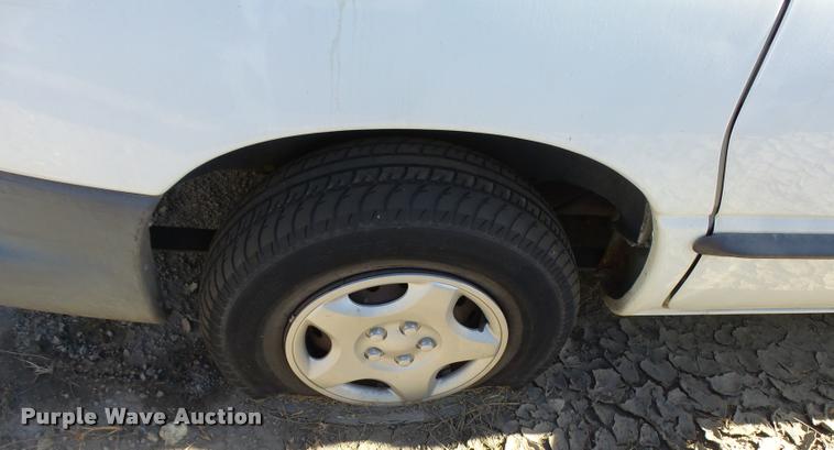 image for item DA2066 1999 Dodge Caravan van