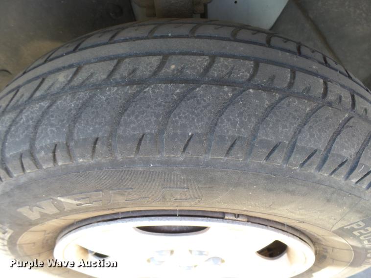 image for item DA2066 1999 Dodge Caravan van