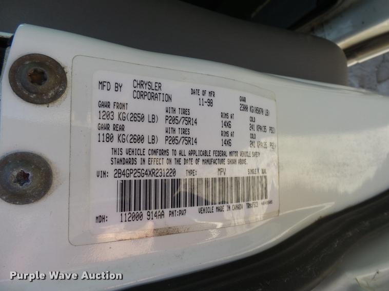 image for item DA2066 1999 Dodge Caravan van