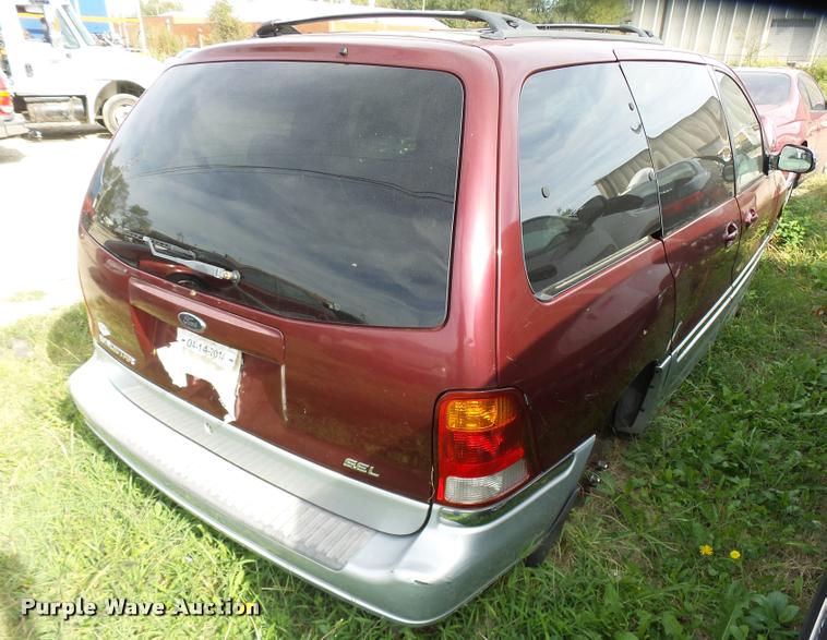 image for item L3313 1999 Ford Windstar van