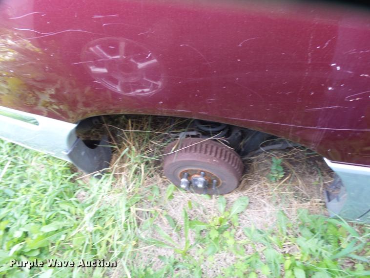 image for item L3313 1999 Ford Windstar van