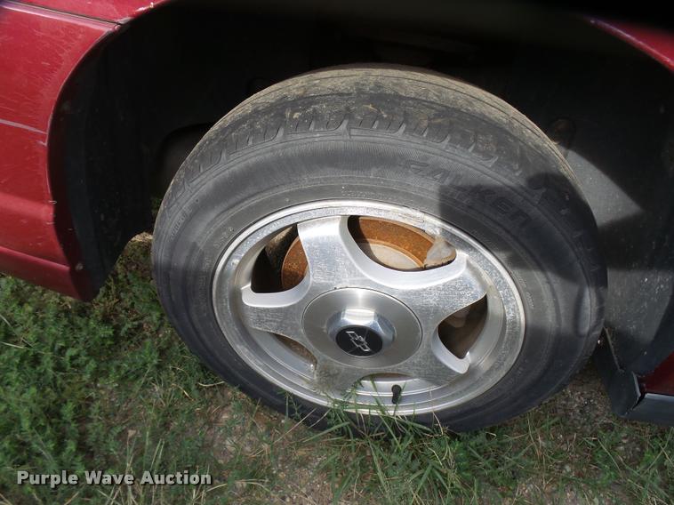 image for item L3314 2005 Chevrolet Monte Carlo