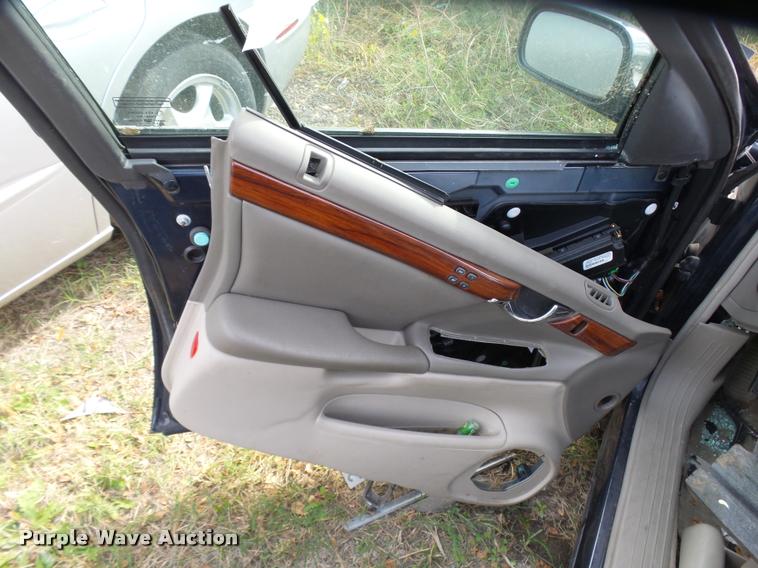 image for item L3316 2000 Cadillac DeVille