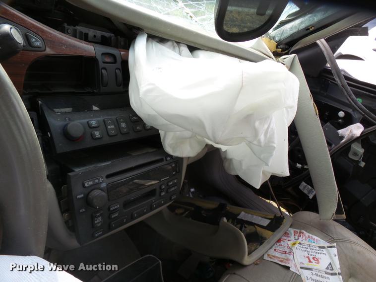 image for item L3316 2000 Cadillac DeVille