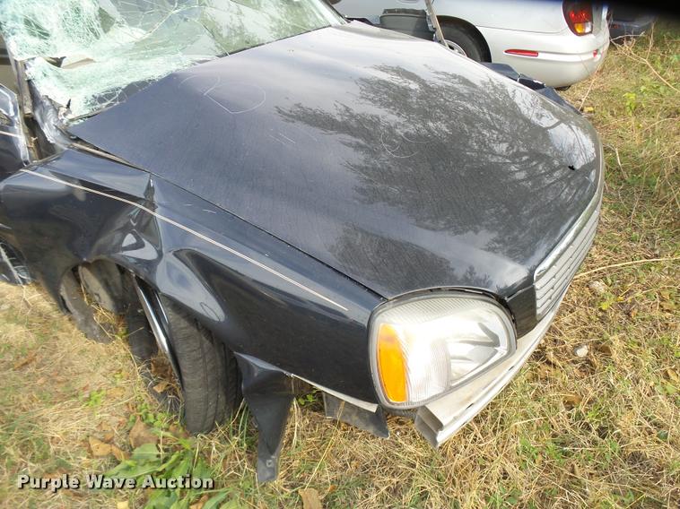 image for item L3316 2000 Cadillac DeVille