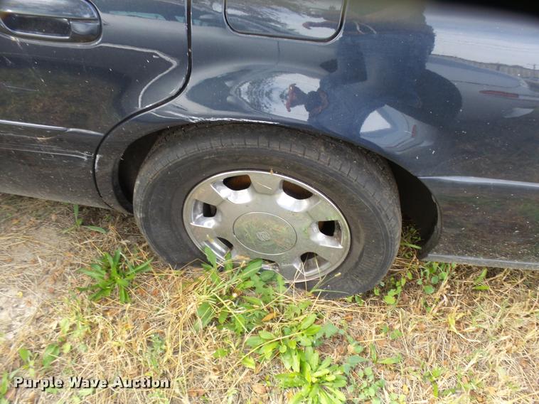 image for item L3316 2000 Cadillac DeVille