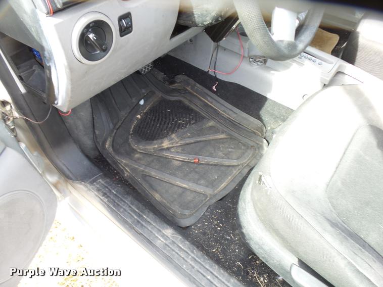 image for item L3318 2001 Volkswagen New Beetle