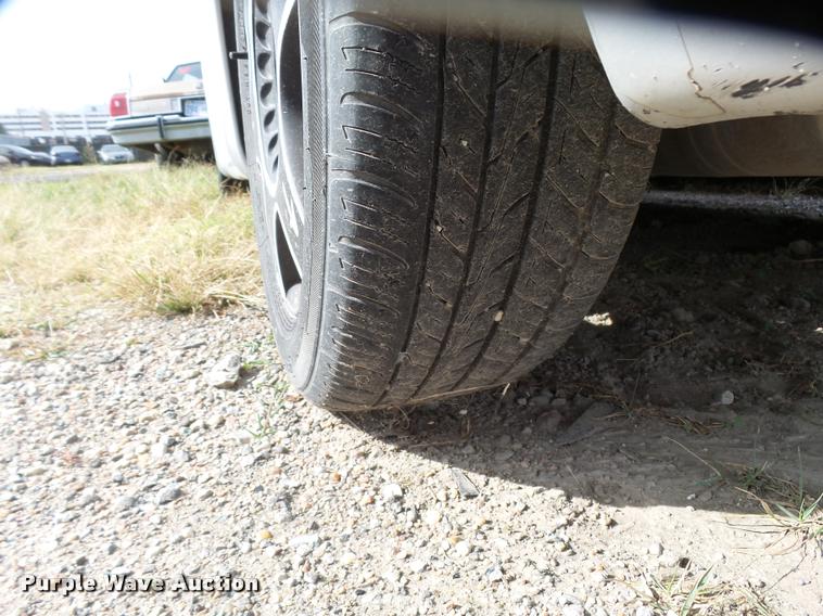 image for item L3318 2001 Volkswagen New Beetle