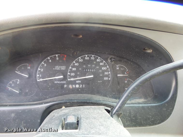 image for item L3319 1995 Ford Explorer SUV